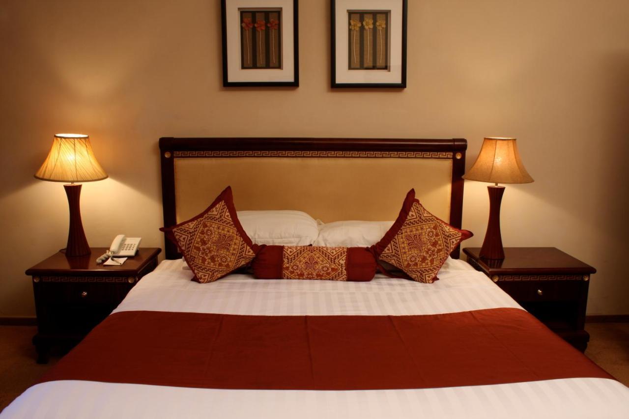 Crossroads Hotel Lilongwe Kültér fotó