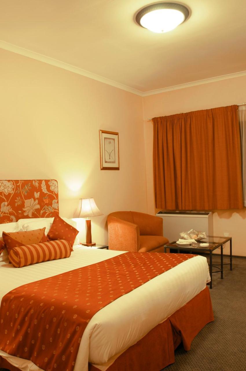Crossroads Hotel Lilongwe Kültér fotó