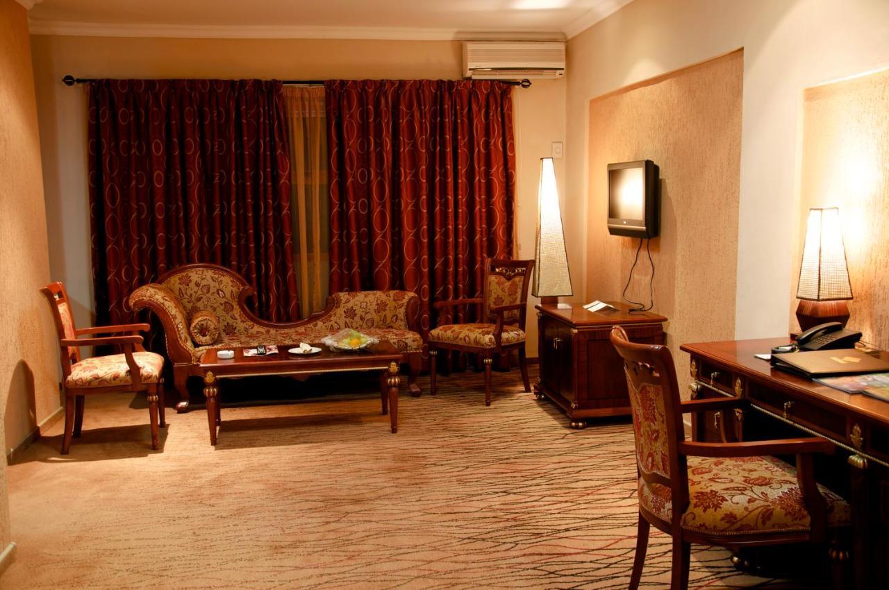 Crossroads Hotel Lilongwe Kültér fotó
