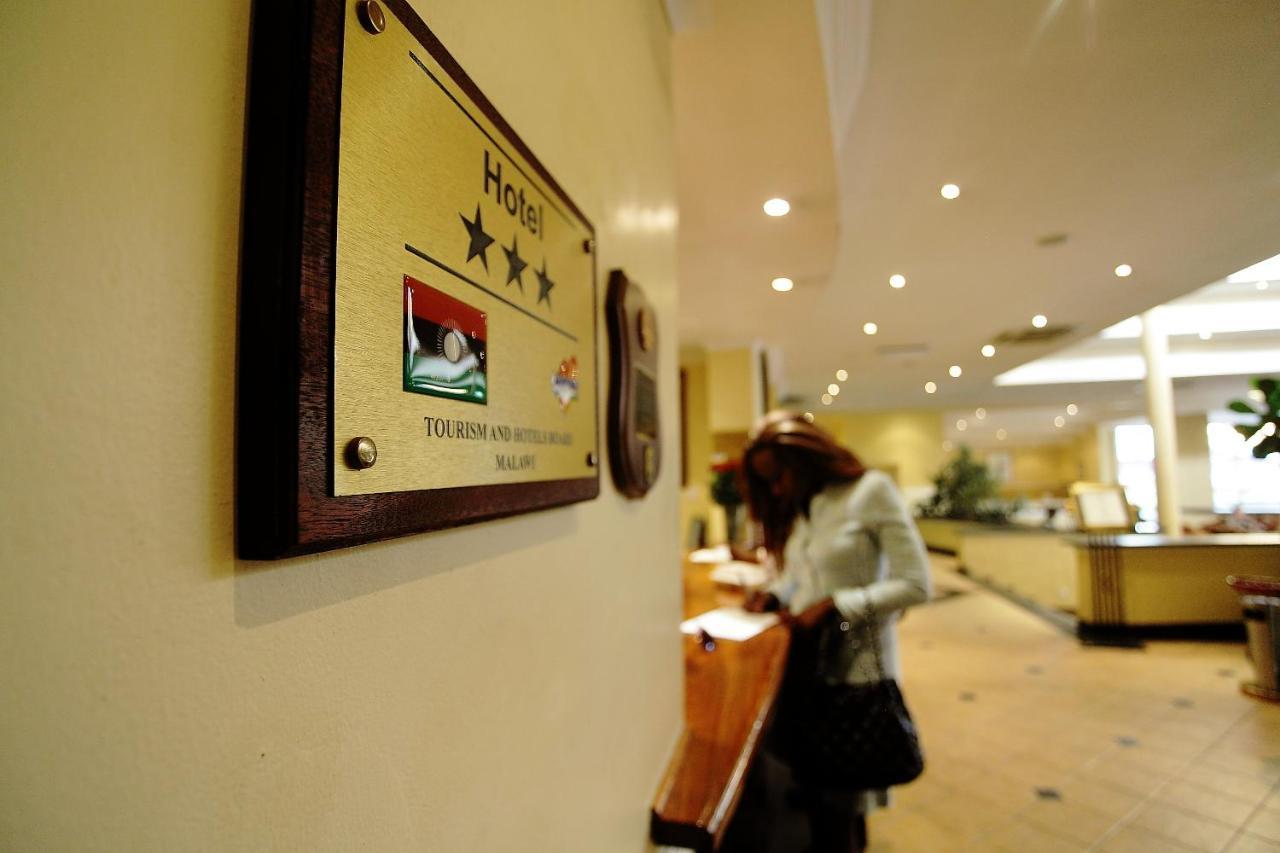 Crossroads Hotel Lilongwe Kültér fotó