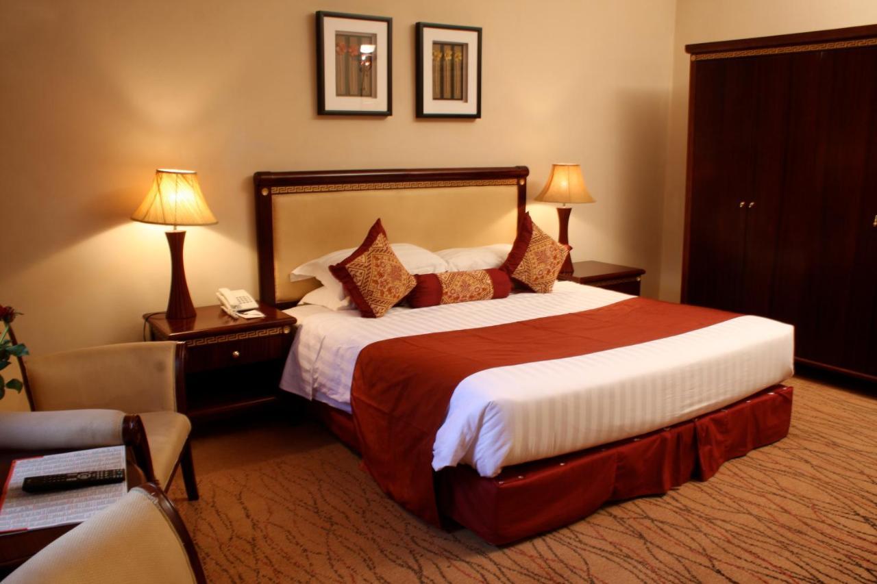 Crossroads Hotel Lilongwe Kültér fotó